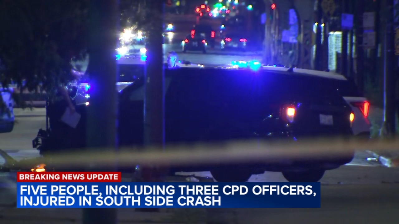 Three Officers, Two Others Injured in Washington Park Crash